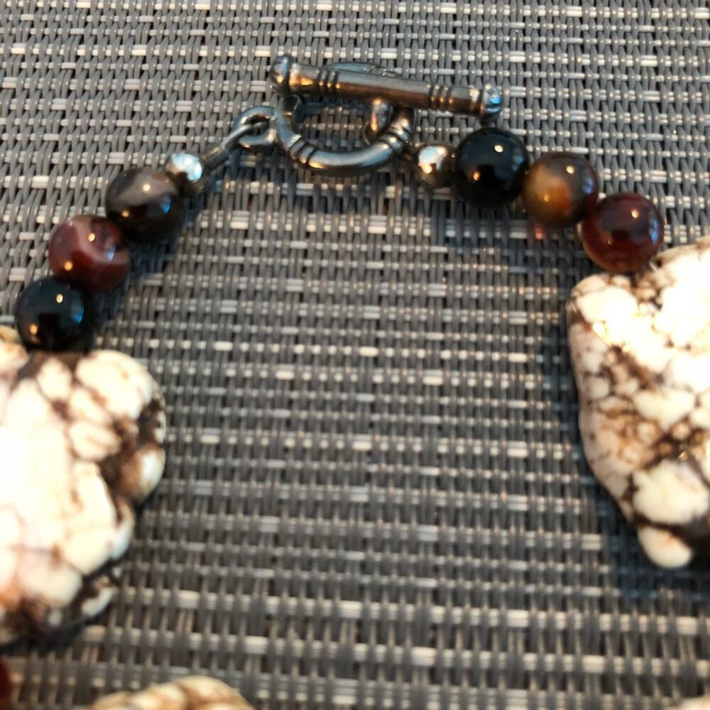 🎊H•P🎊 White Turquoise & Brown Jade Bracelet - Picture 4 of 4